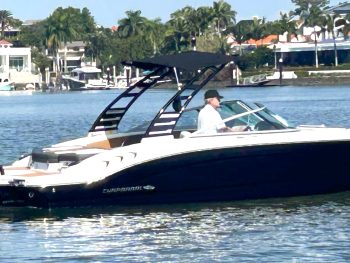 Chaparral 21 SSi Outboard Bowrider