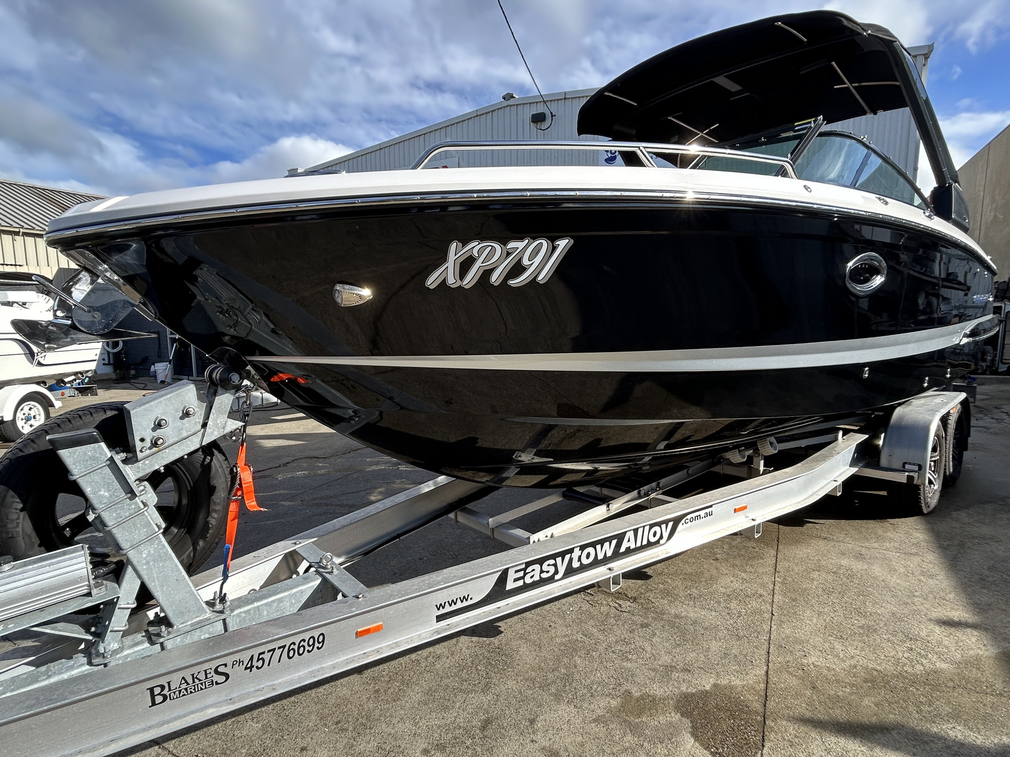 Chaparral 267SSx Premium Bowrider - Image 3