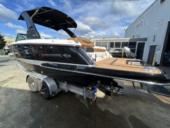 Alternative view of Chaparral 267SSx Premium Bowrider